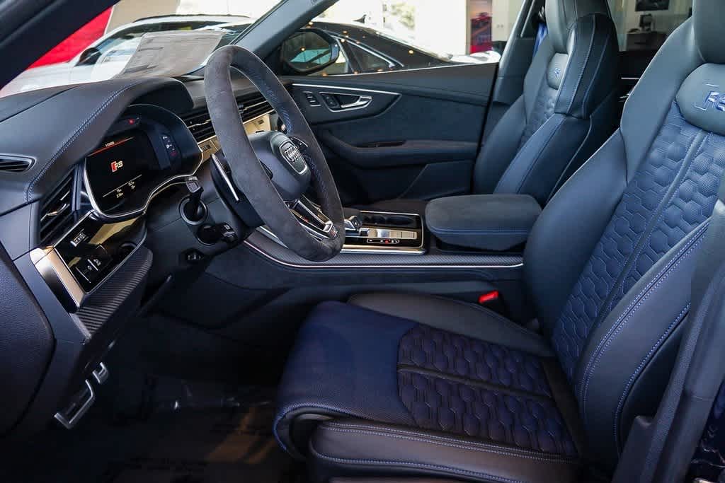 Thumbnail: 2026 Audi RS Q8 - 20