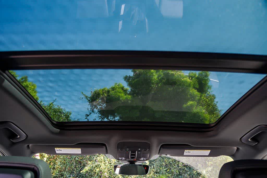 Thumbnail: 2022 Audi Q3 - 18