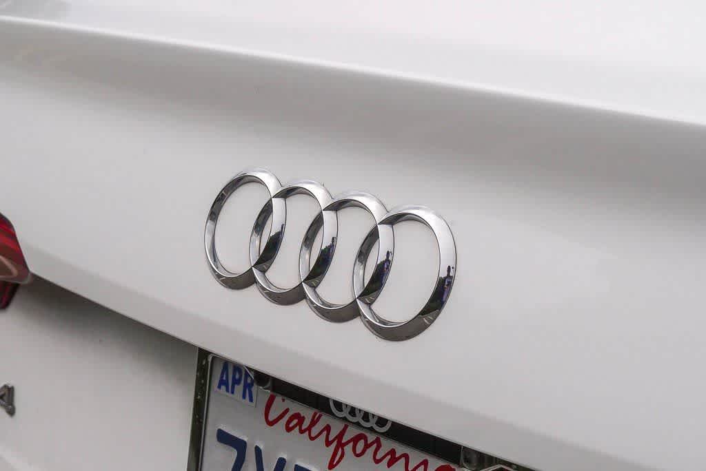 Thumbnail: 2017 Audi A4 - 11