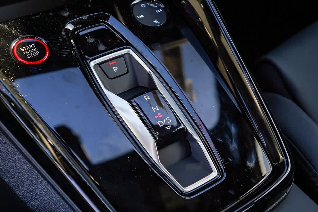 Thumbnail: 2026 Audi RS 3 - 22