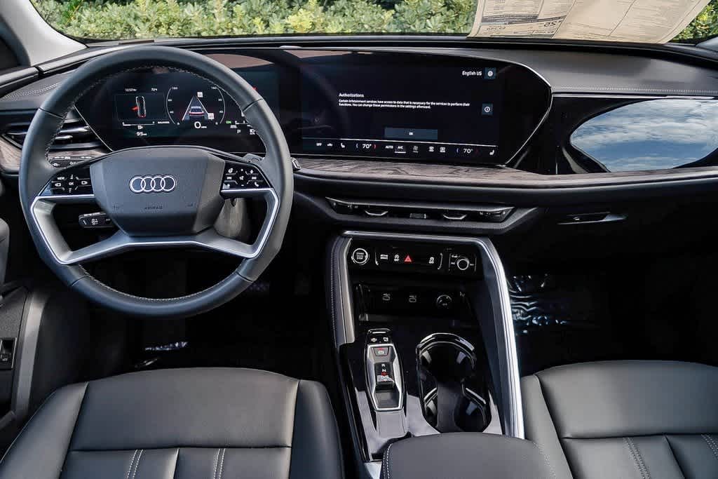 Thumbnail: 2025 Audi Q5 - 12