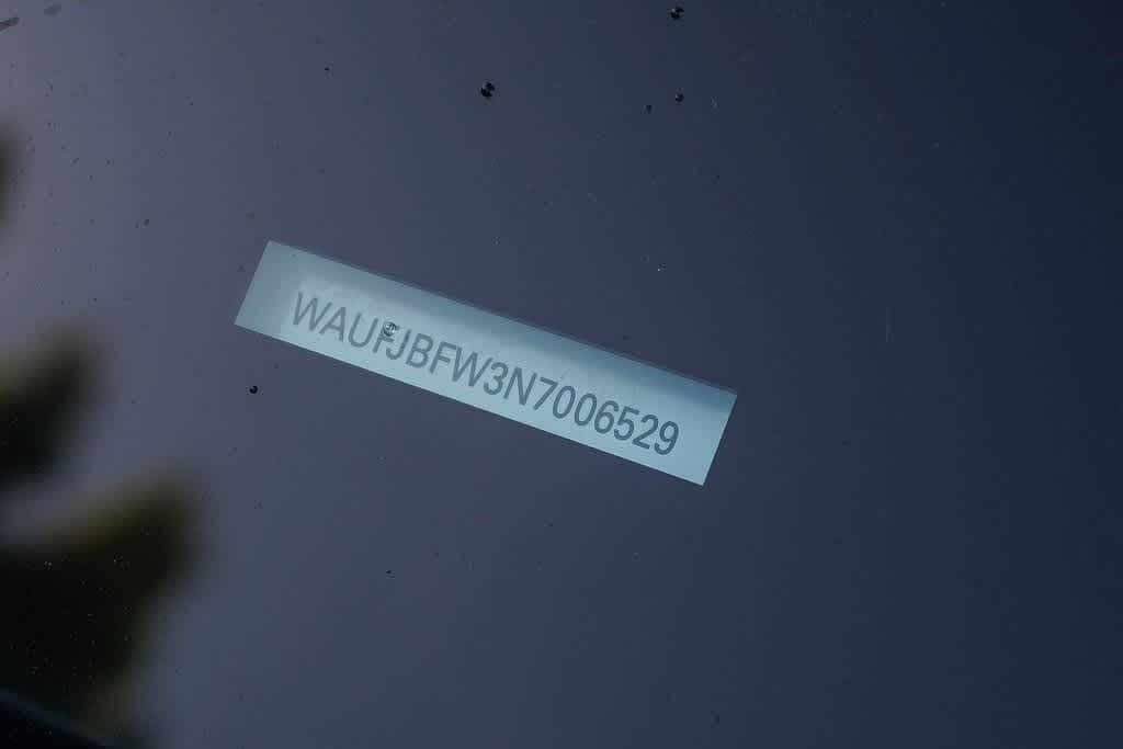 Thumbnail: 2022 Audi e-tron GT - 22