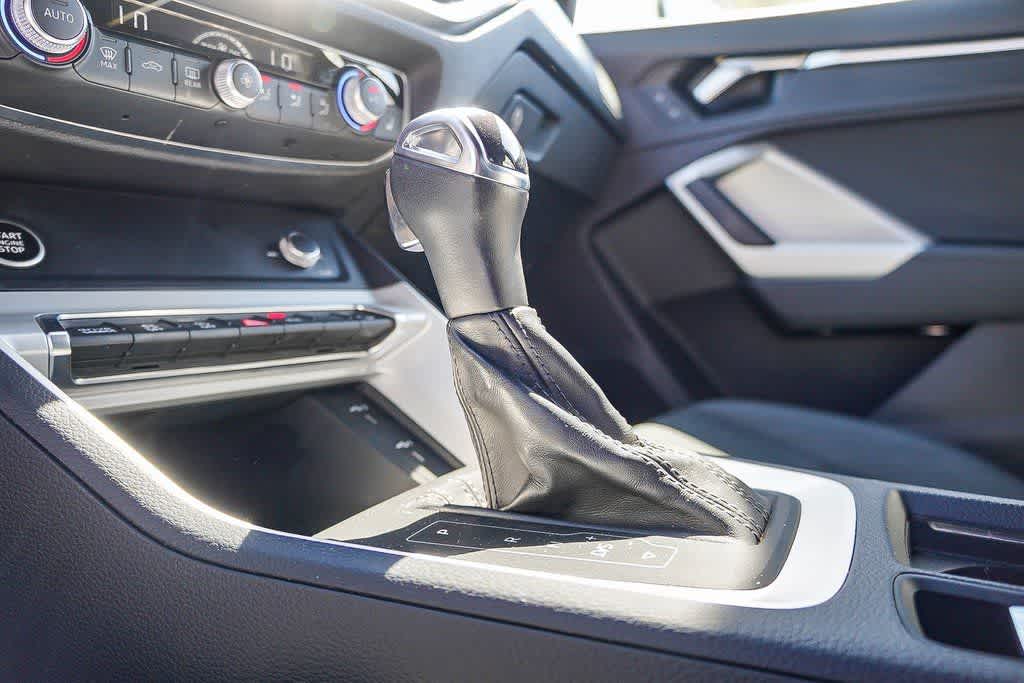 Thumbnail: 2022 Audi Q3 - 25