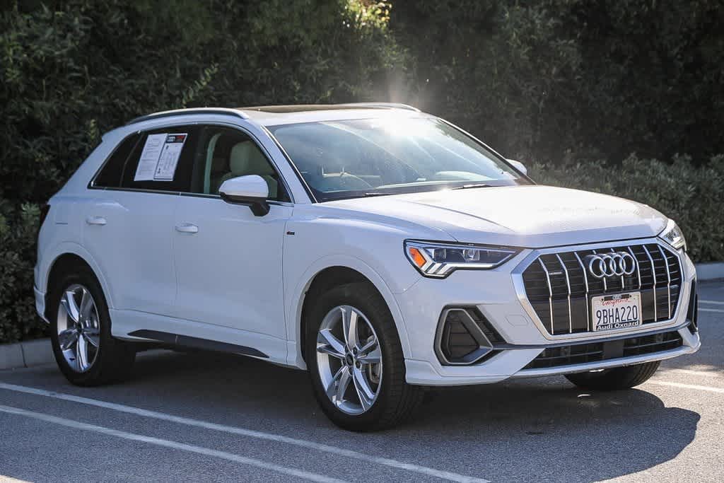 Thumbnail: 2022 Audi Q3 - 3