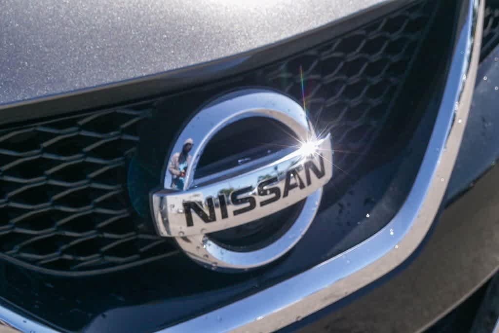 Thumbnail: 2018 Nissan Maxima - 16