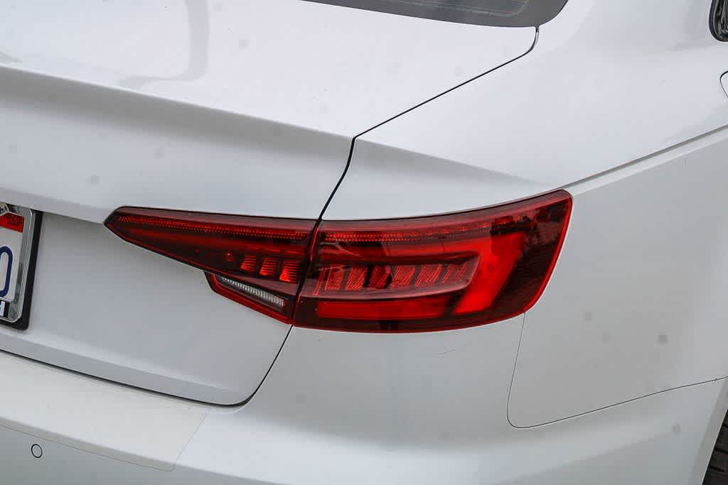 Thumbnail: 2019 Audi A4 - 11