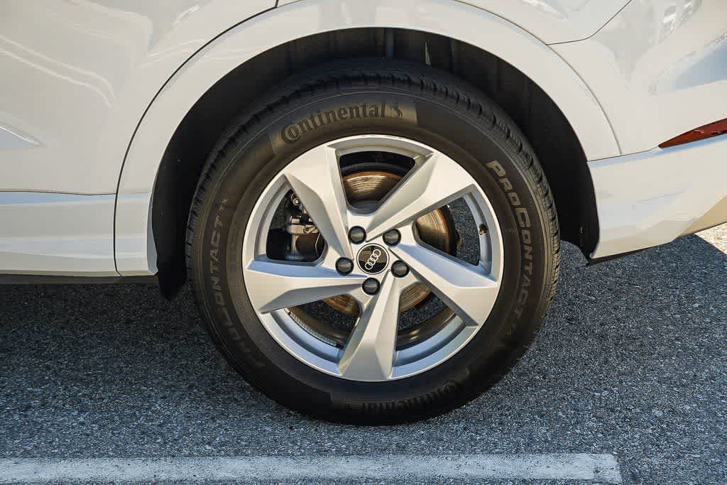 Thumbnail: 2022 Audi Q3 - 11