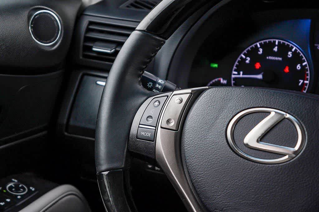 Thumbnail: 2015 Lexus RX - 16