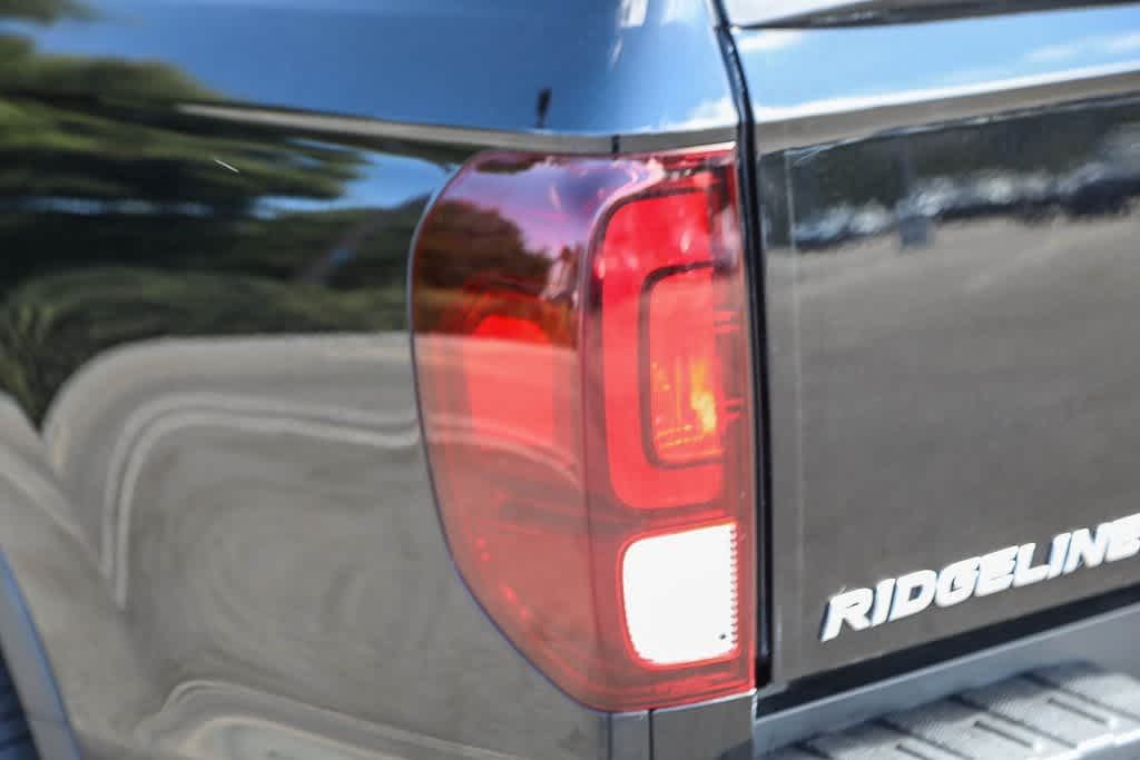 Thumbnail: 2023 Honda Ridgeline - 8