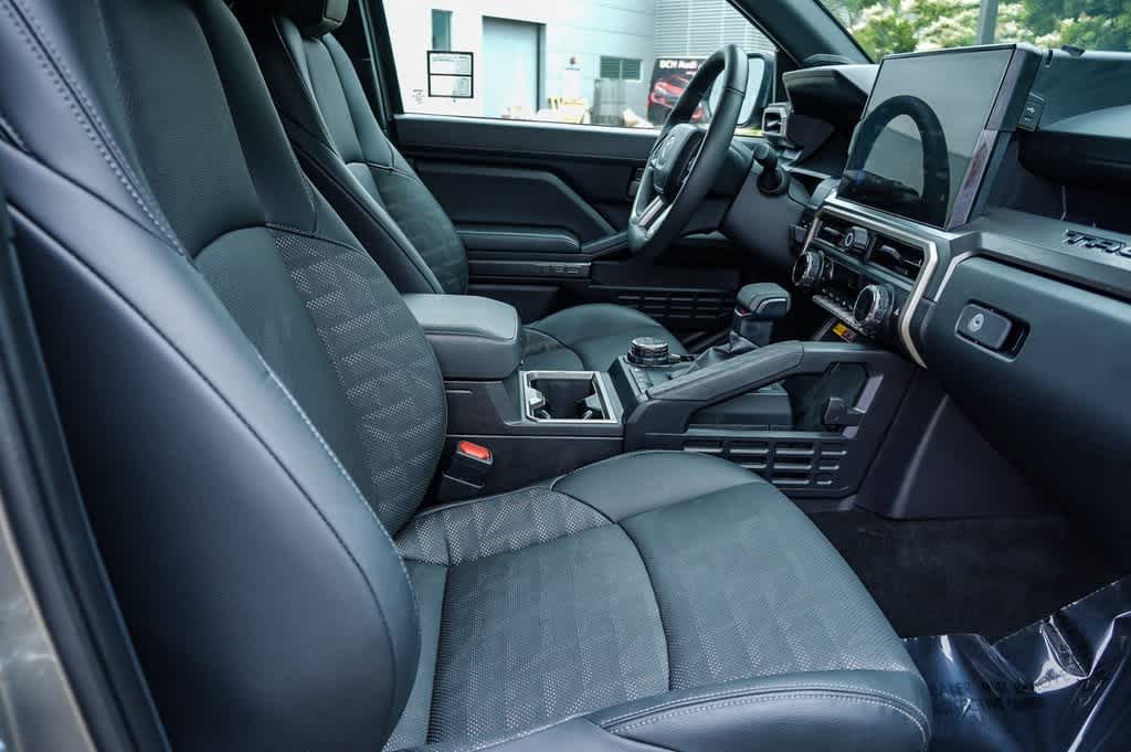 2024 Toyota Tacoma TRD Off-Road 19