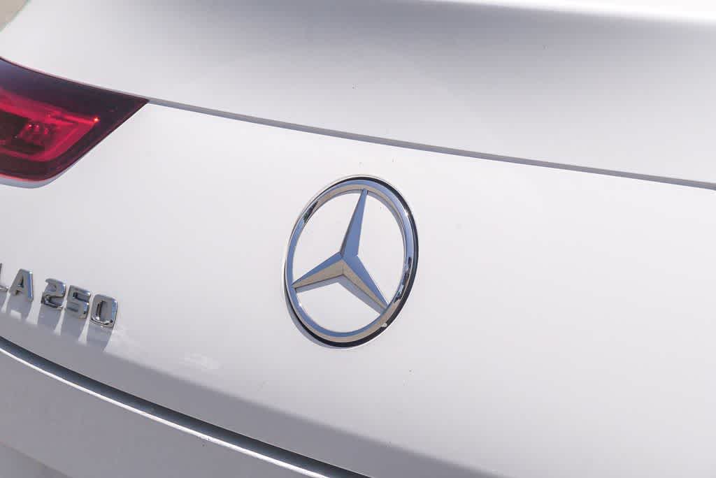 Thumbnail: 2020 Mercedes-Benz CLA - 12