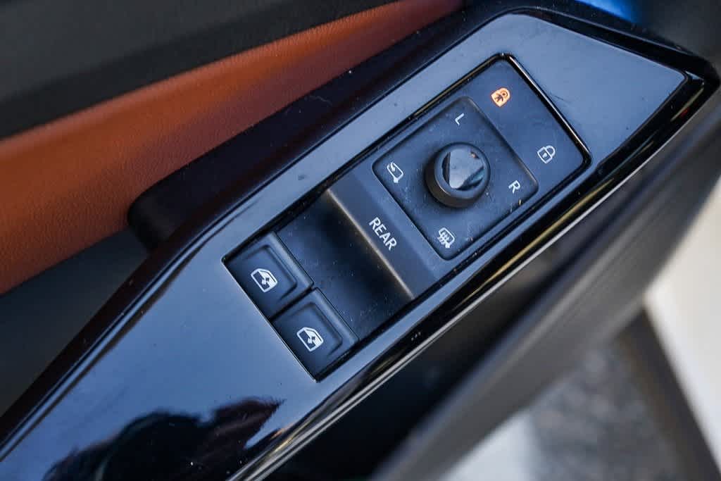 Thumbnail: 2021 Volkswagen ID.4 - 19