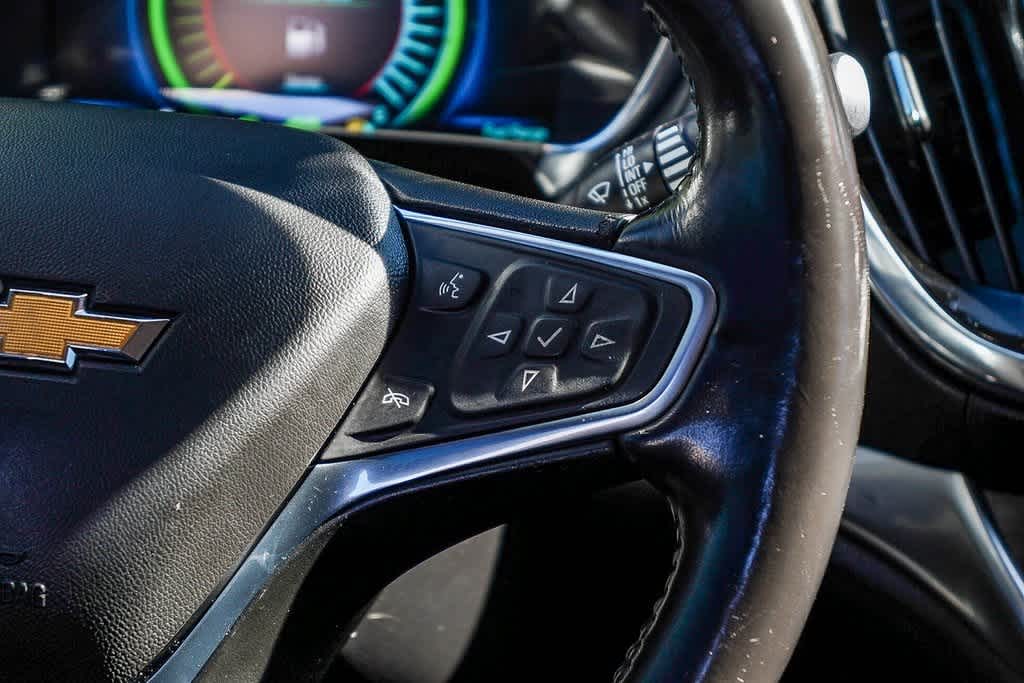 Thumbnail: 2018 Chevrolet Volt - 17