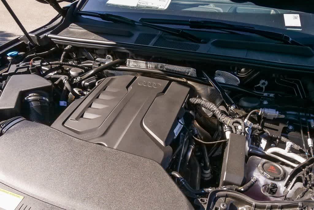 Thumbnail: 2025 Audi Q5 - 19