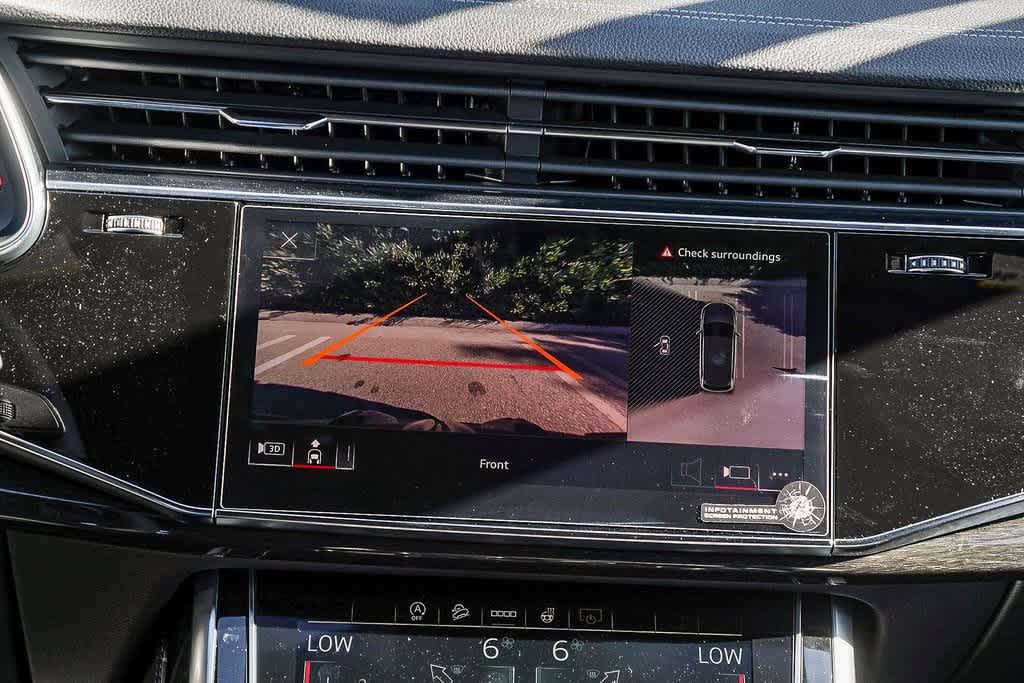 Thumbnail: 2026 Audi Q7 - 14