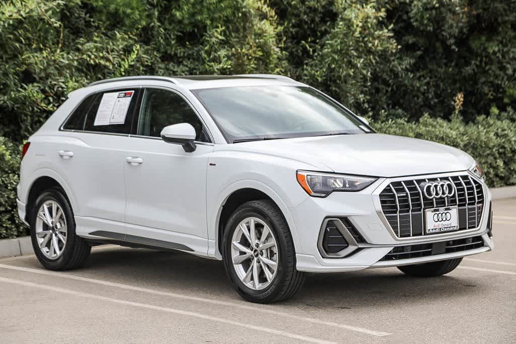 Thumbnail: 2022 Audi Q3 - 3