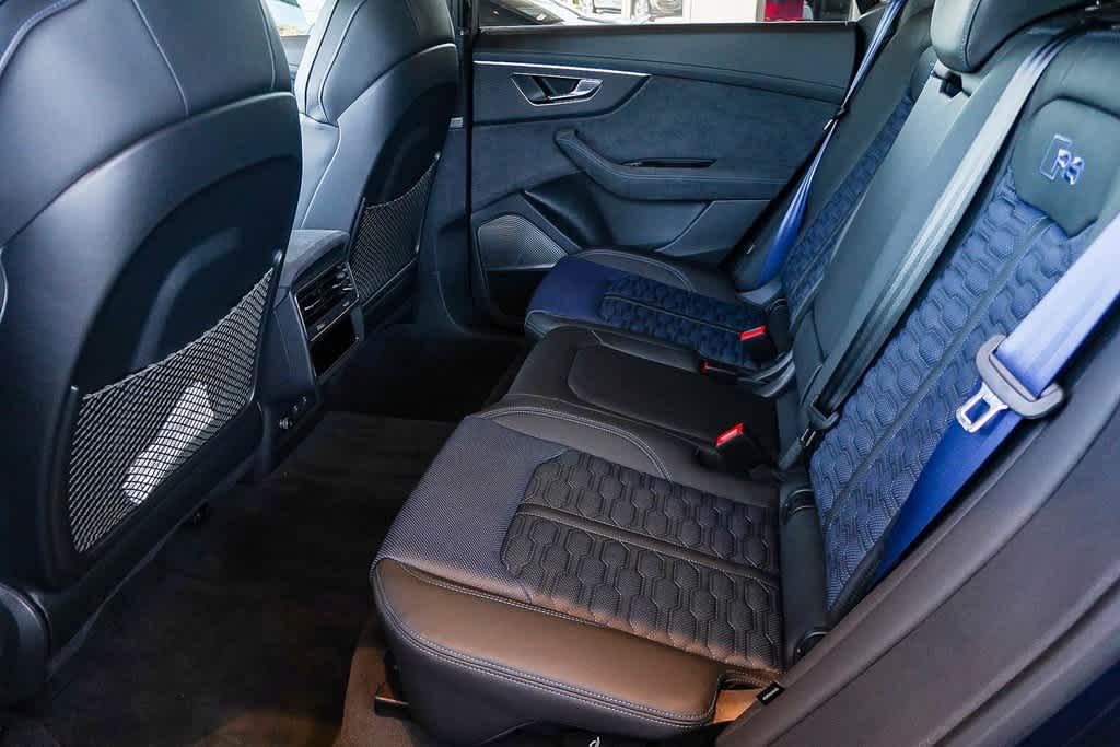 Thumbnail: 2026 Audi RS Q8 - 21