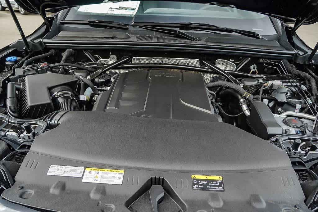 Thumbnail: 2025 Audi Q5 - 30