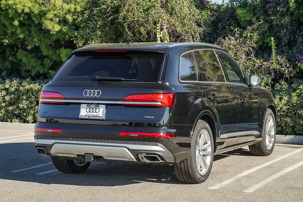 Thumbnail: 2026 Audi Q7 - 4