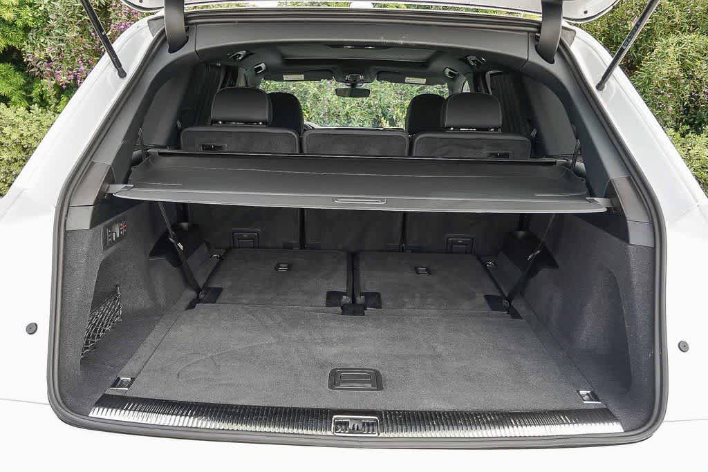 Thumbnail: 2025 Audi Q7 - 29