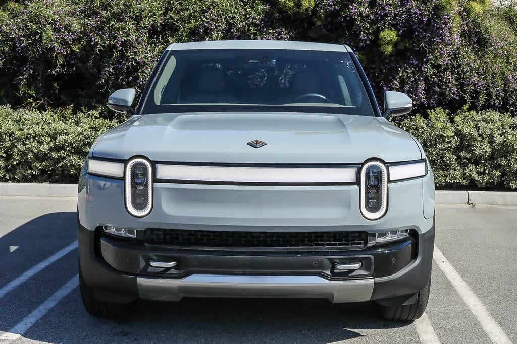 Used 2022 Rivian R1T Adventure with VIN 7FCTGAAA8NN011693 for sale in Oxnard, CA
