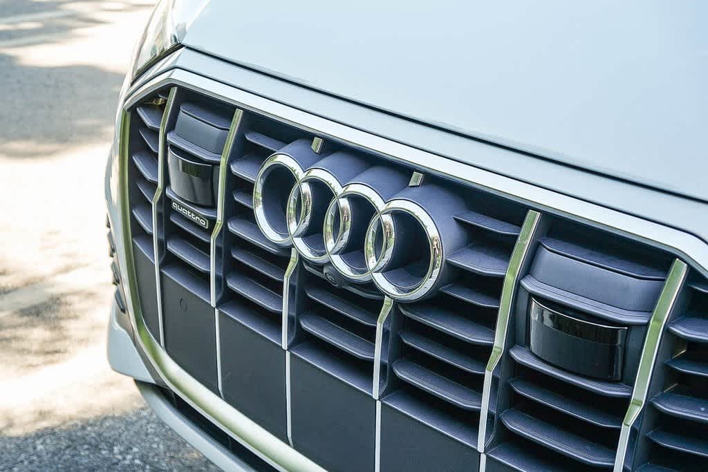 Thumbnail: 2023 Audi Q7 - 9