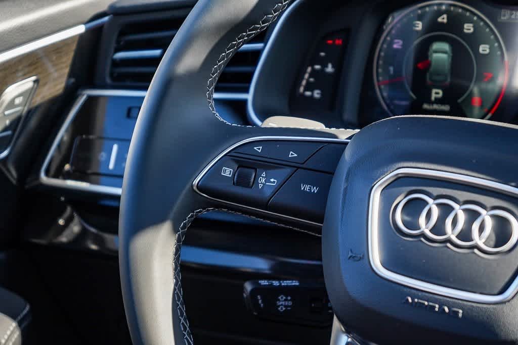 Thumbnail: 2026 Audi Q7 - 16