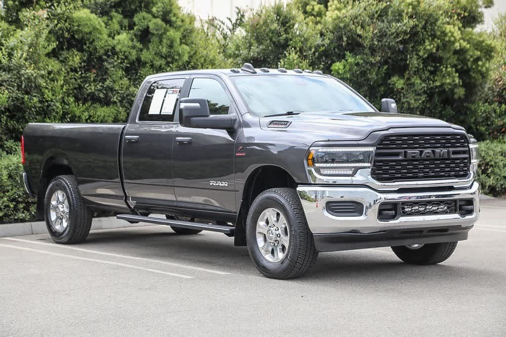 2023 Ram 3500 Big Horn photo 3