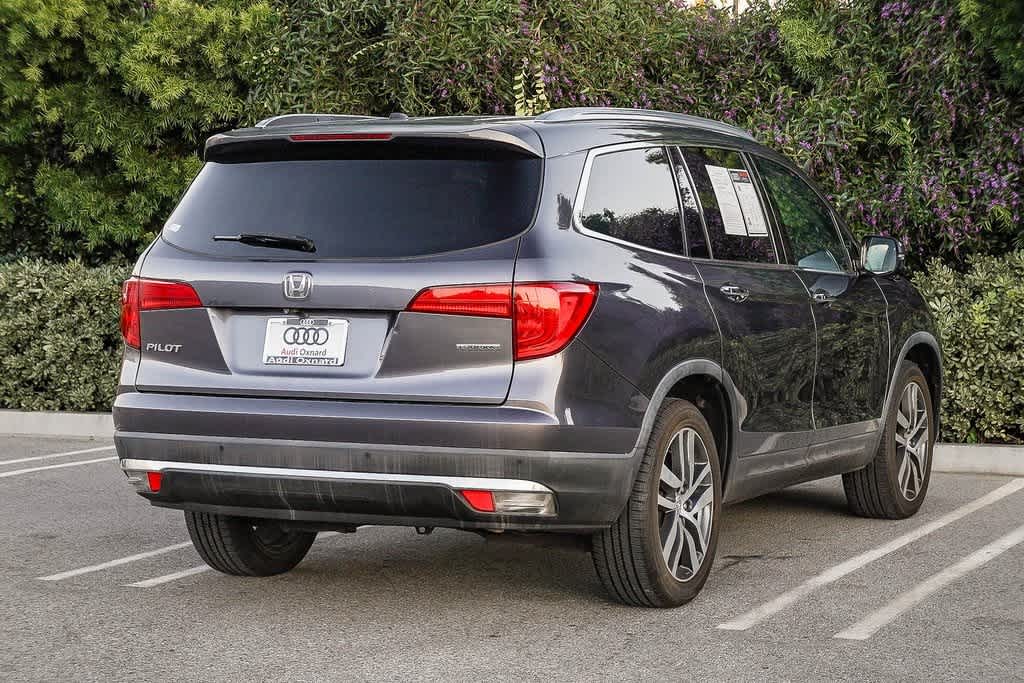 Thumbnail: 2017 Honda Pilot - 4