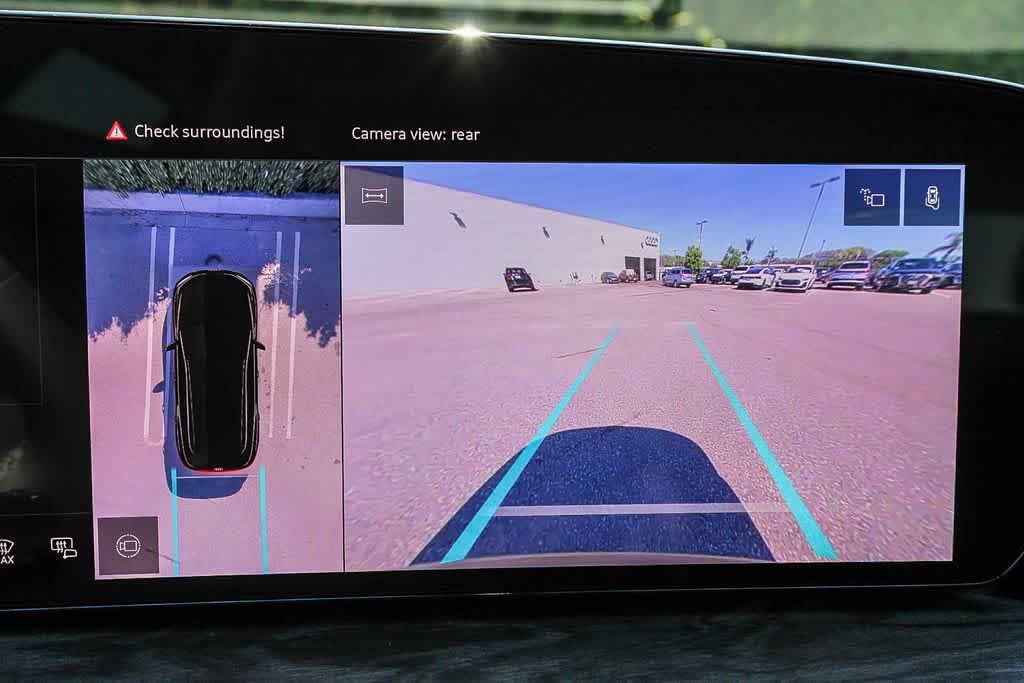 Thumbnail: 2025 Audi Q5 - 22