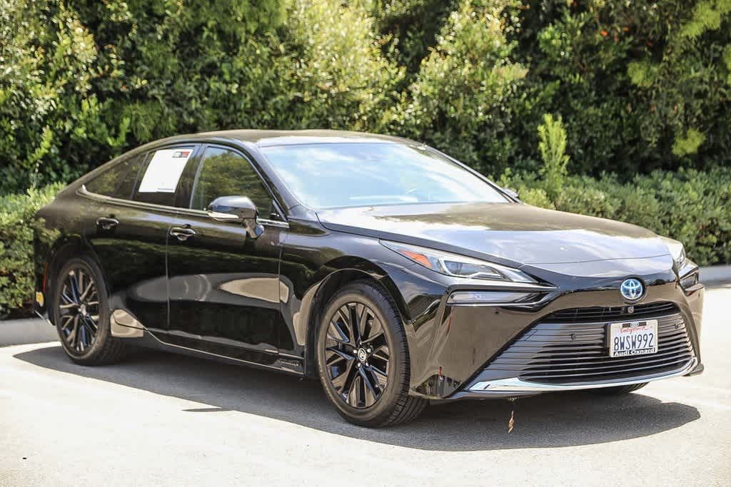 Thumbnail: 2021 Toyota Mirai - 3