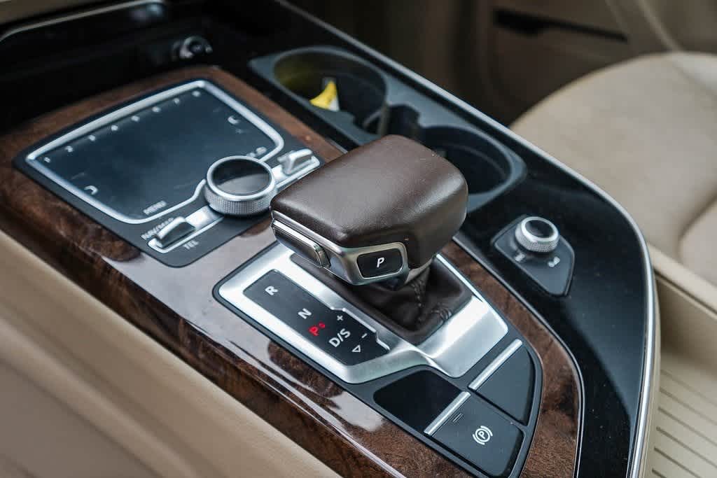 Thumbnail: 2017 Audi Q7 - 18