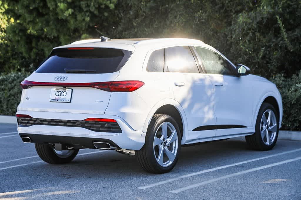 Thumbnail: 2025 Audi Q5 - 4