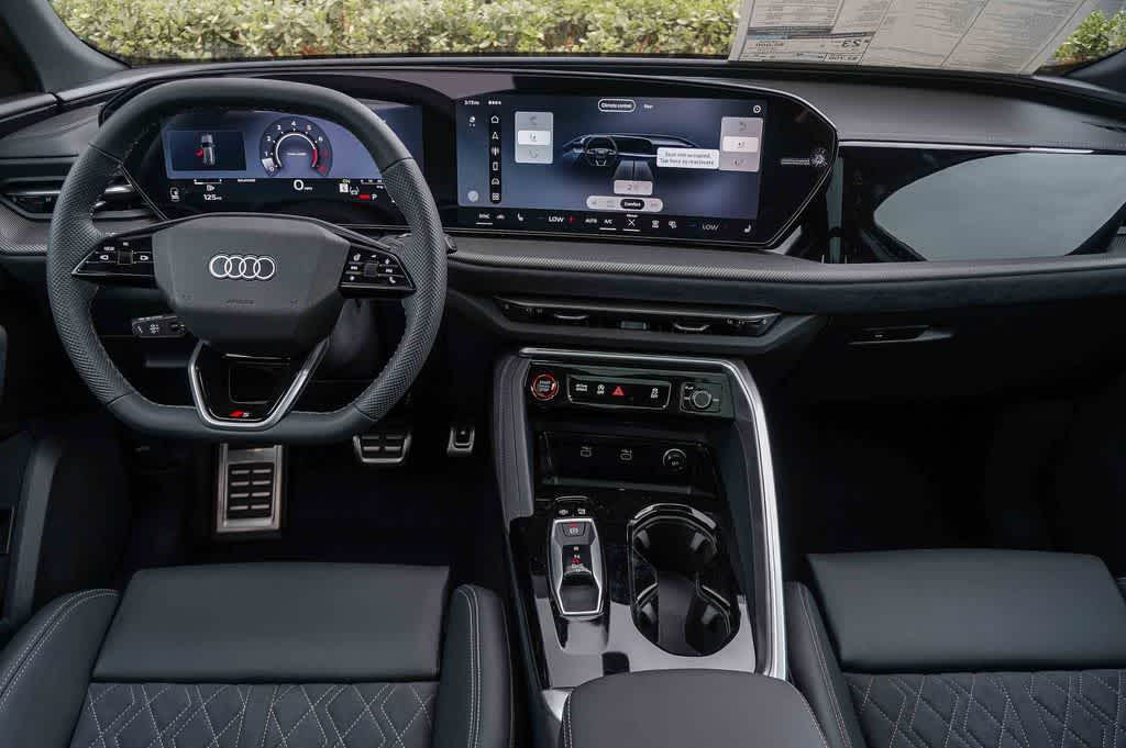 Thumbnail: 2026 Audi SQ5 - 12