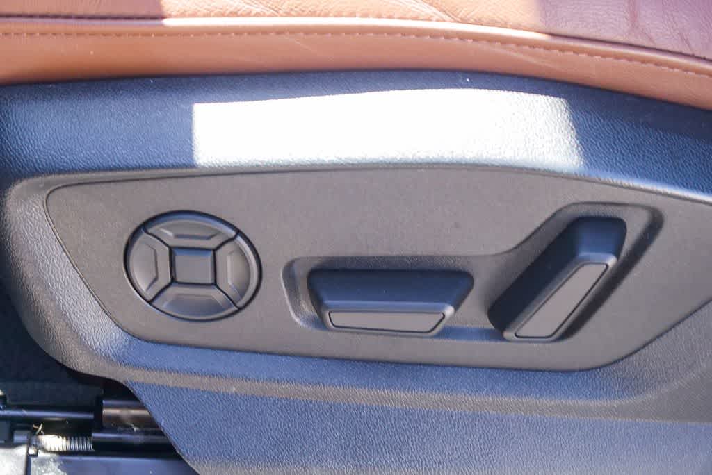 Thumbnail: 2023 Audi Q7 - 21