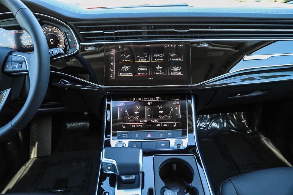Thumbnail: 2024 Audi Q7 - 12