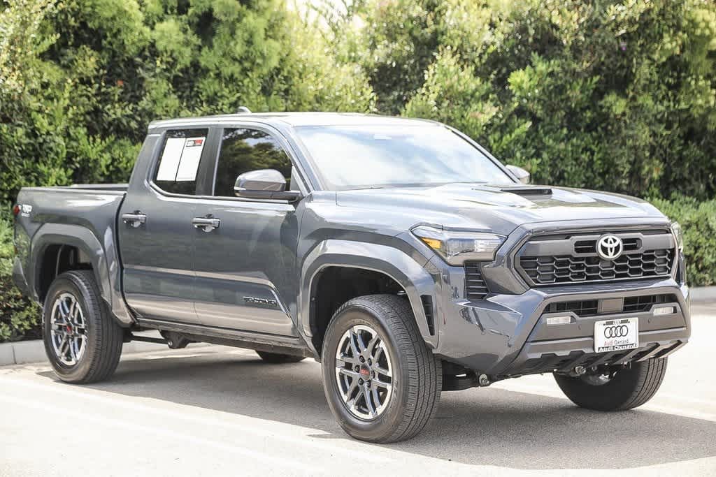 2024 Toyota Tacoma TRD Sport photo 3