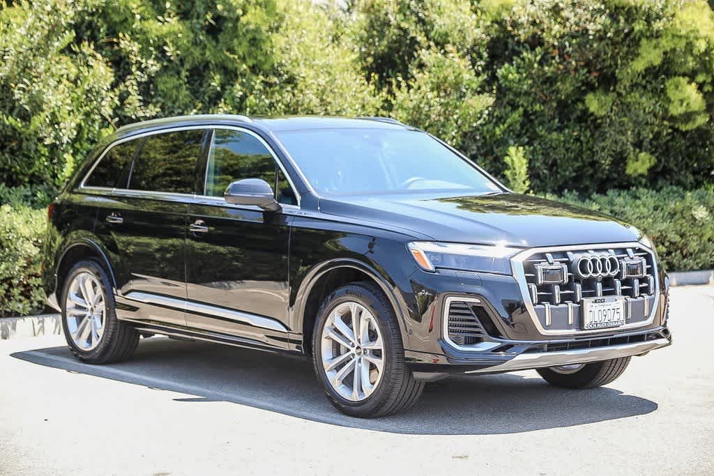 Thumbnail: 2025 Audi Q7 - 3