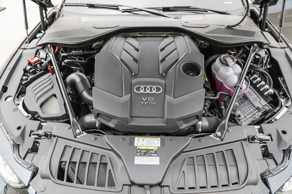 Thumbnail: 2025 Audi A8 - 23
