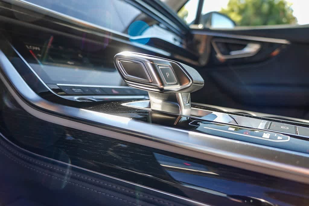 Thumbnail: 2024 Audi Q7 - 25