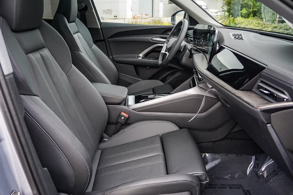 Thumbnail: 2025 Audi Q5 - 19