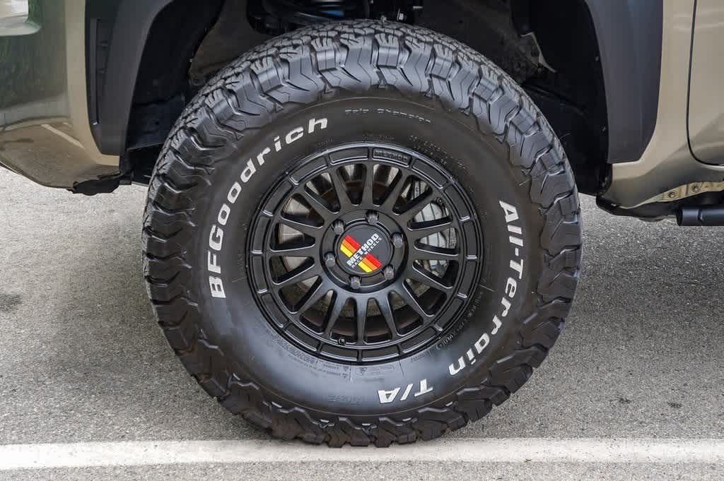 2024 Toyota Tacoma TRD Off-Road 10