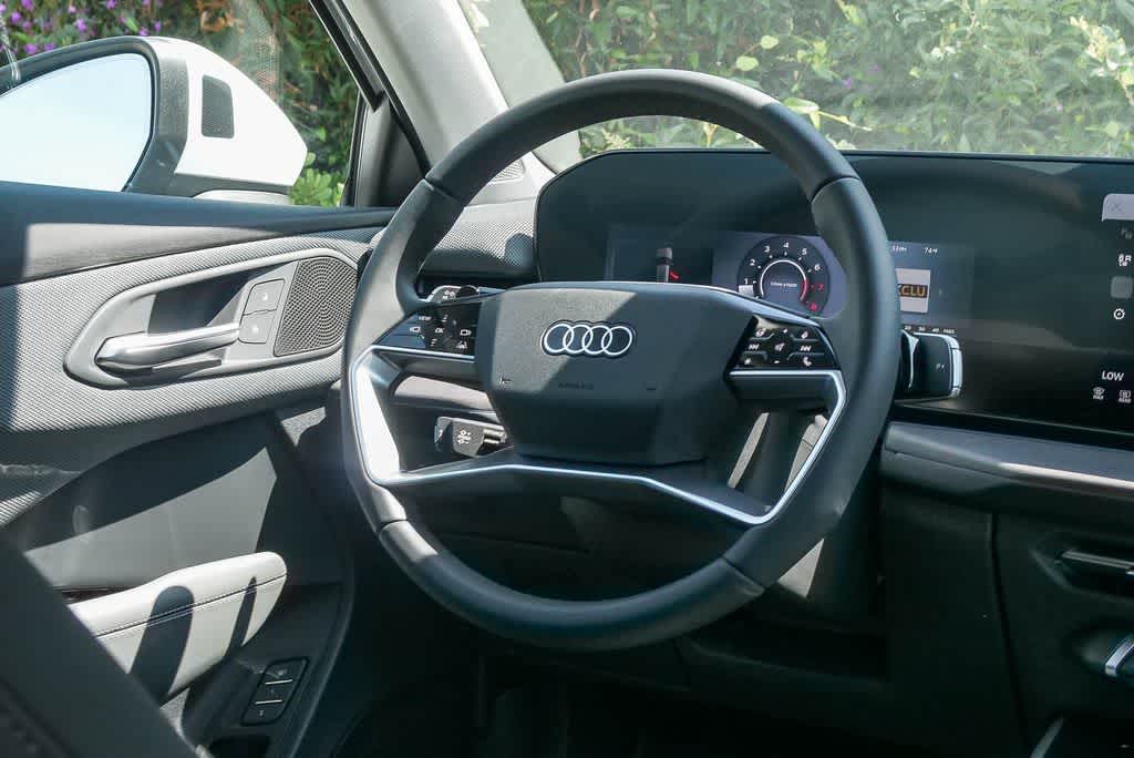 Thumbnail: 2026 Audi Q3 - 15