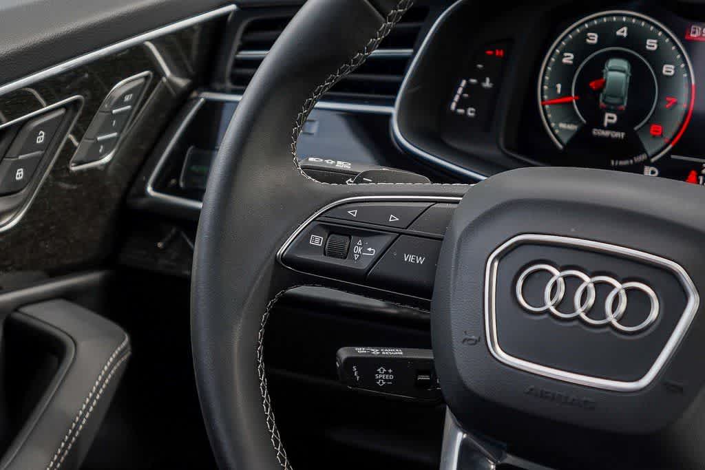 Thumbnail: 2025 Audi Q7 - 16