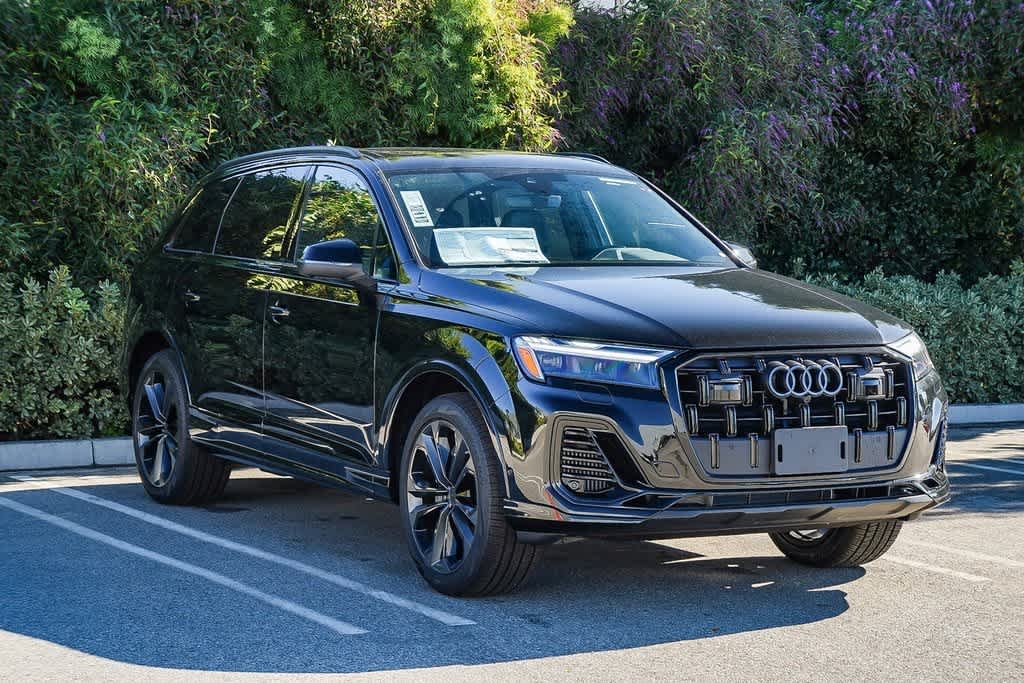 Thumbnail: 2026 Audi Q7 - 3