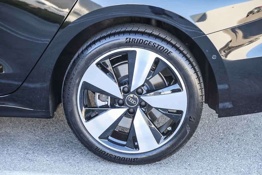 Thumbnail: 2025 Audi A5 - 10