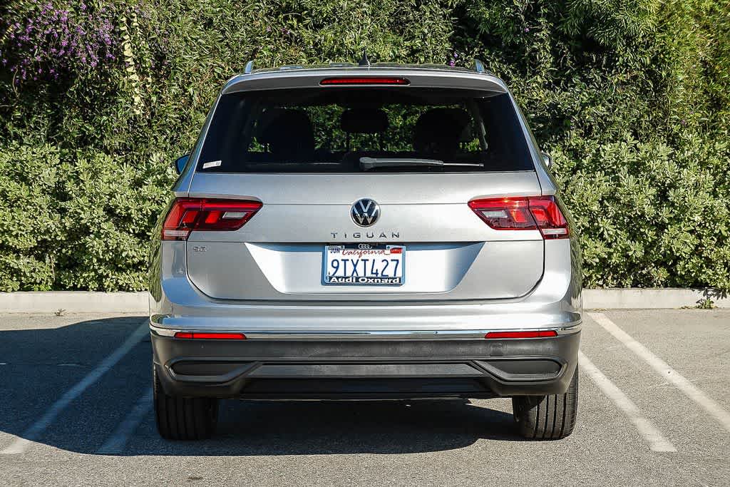 Thumbnail: 2022 Volkswagen Tiguan - 5