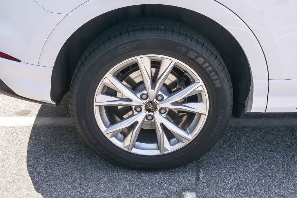 Thumbnail: 2024 Audi Q3 - 7