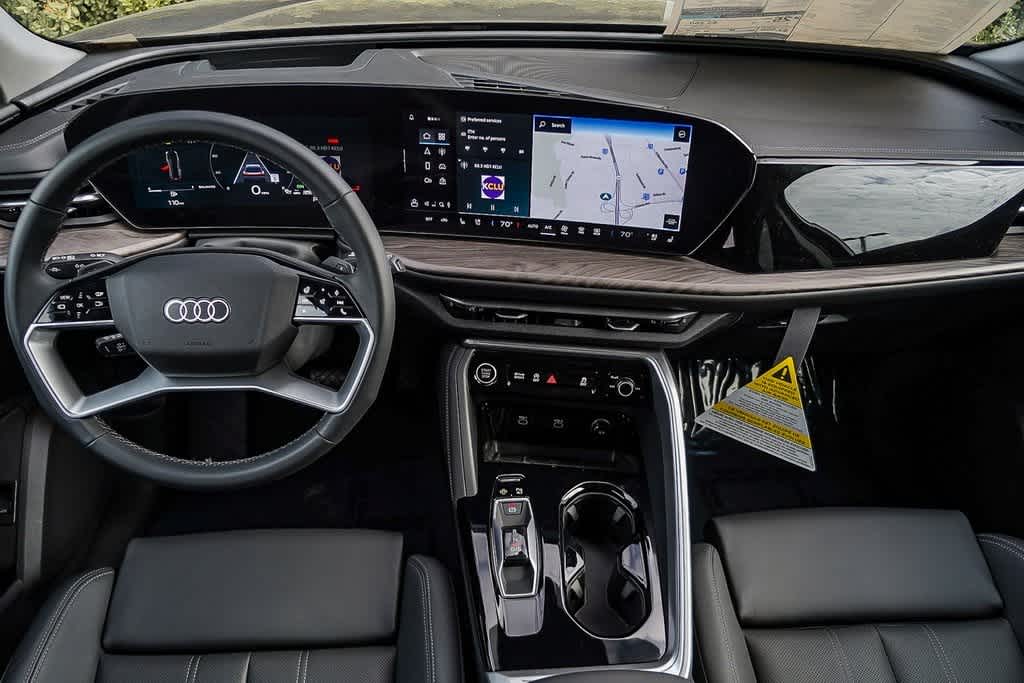 Thumbnail: 2025 Audi Q5 - 12