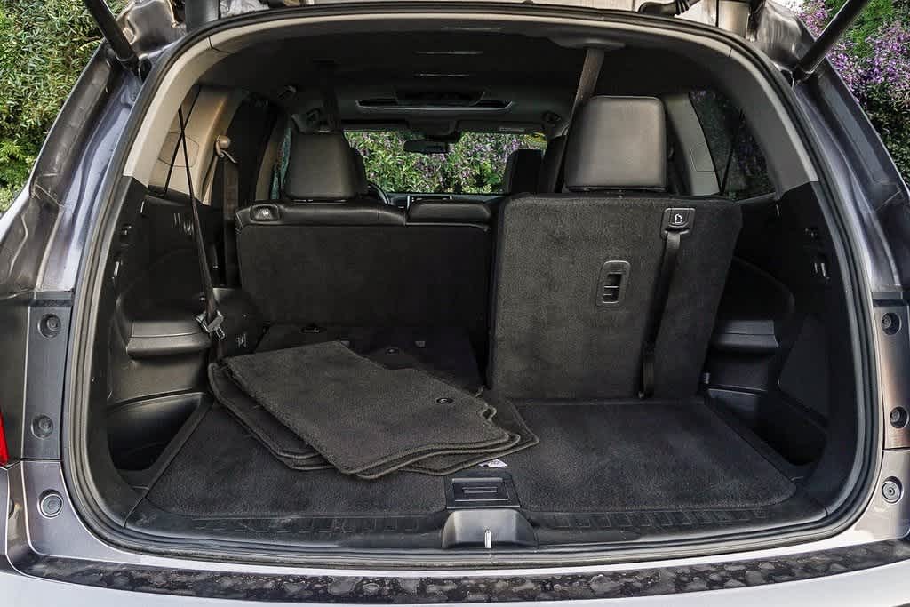 Thumbnail: 2017 Honda Pilot - 29